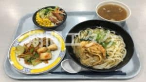 工場食事05
