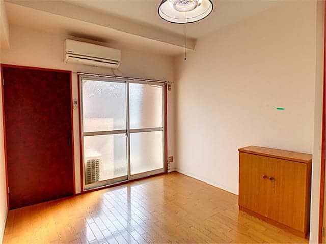 リベルタテイク部屋